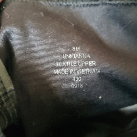 Unisa Black Unkianna Mid Calf Faux Suede Bootie Women's 8 Stretch Block Heel - Picture 8 of 8